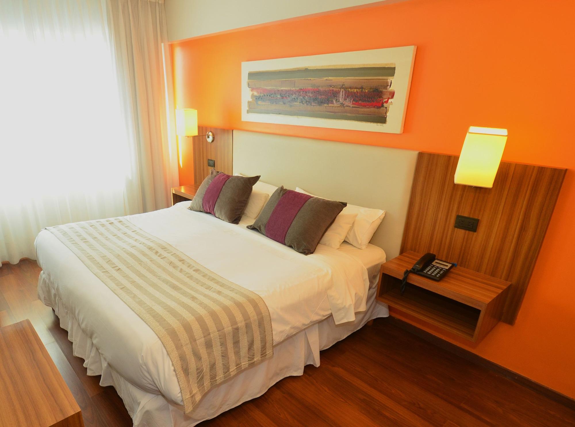 Hotel Bicentenario Suites & Spa サンミゲルデトゥクマン エクステリア 写真