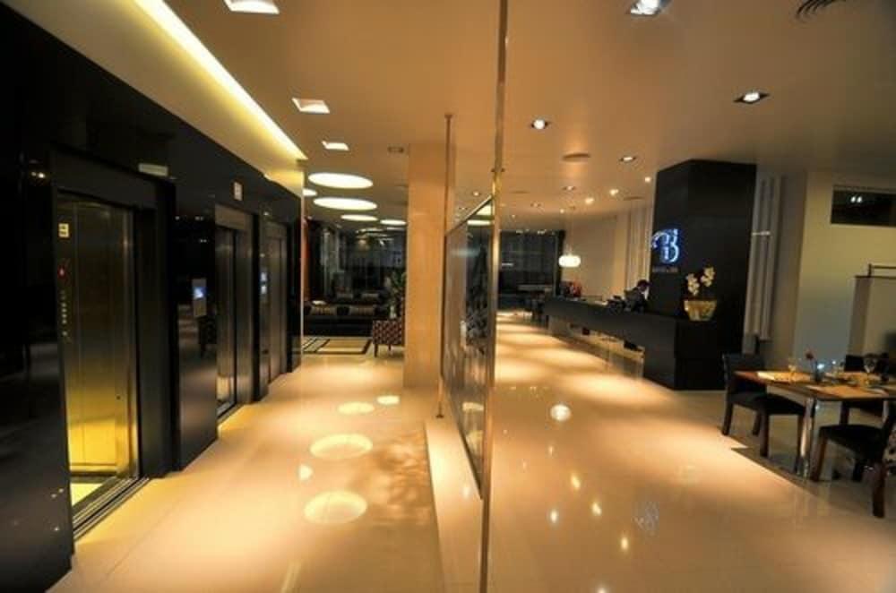 Hotel Bicentenario Suites & Spa サンミゲルデトゥクマン エクステリア 写真