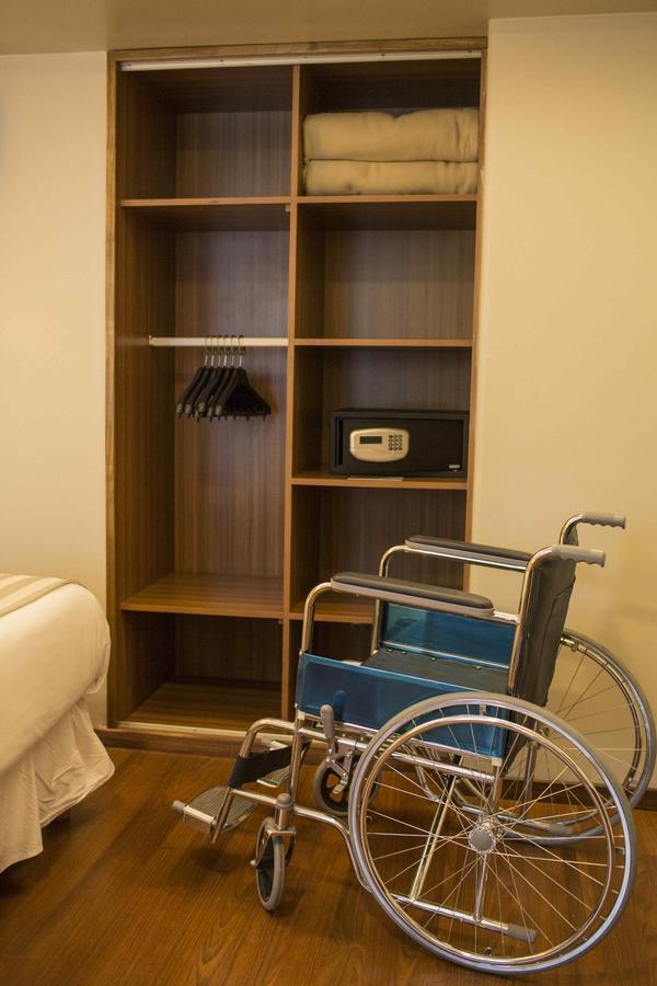 Hotel Bicentenario Suites & Spa サンミゲルデトゥクマン エクステリア 写真