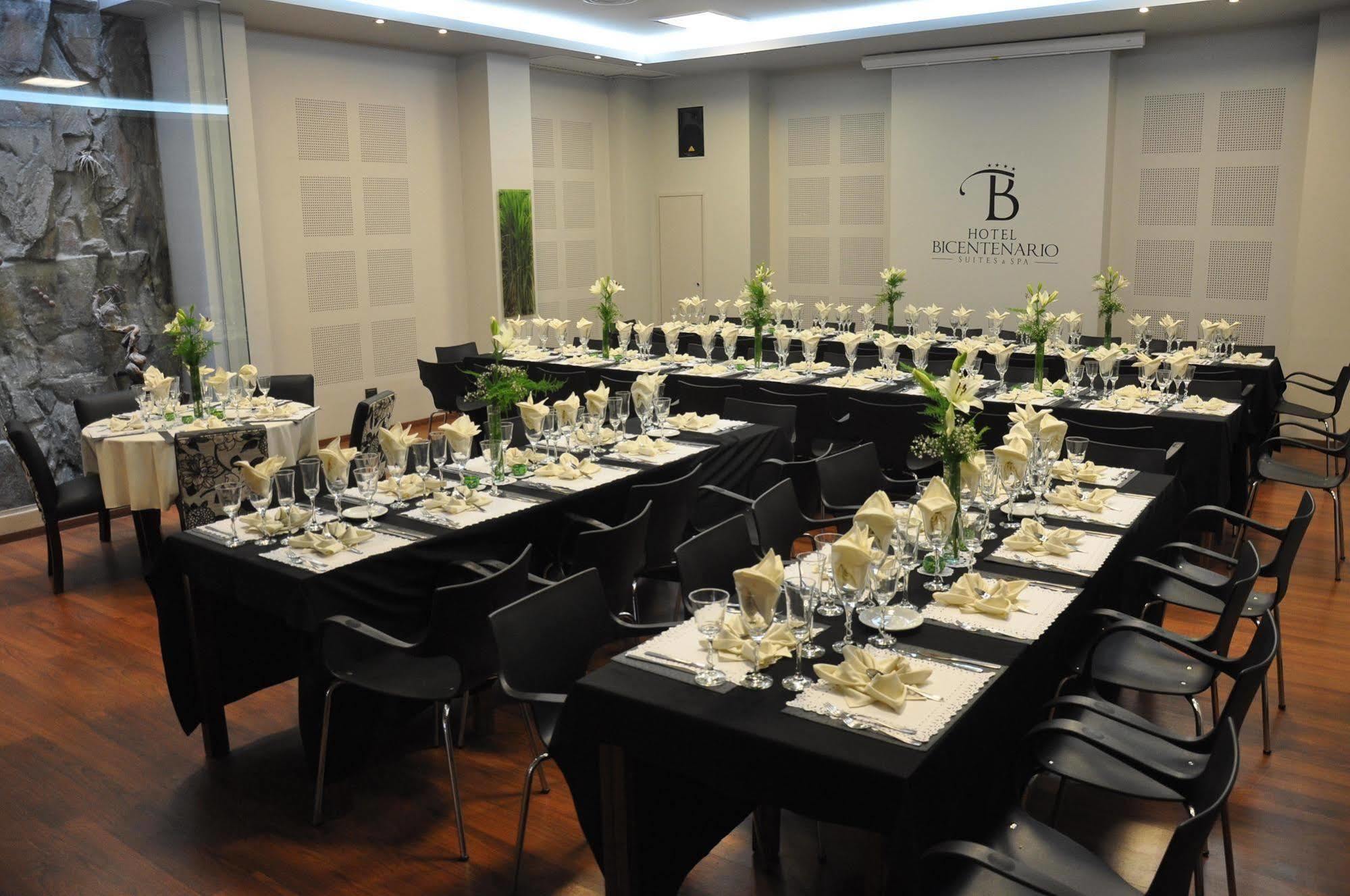 Hotel Bicentenario Suites & Spa サンミゲルデトゥクマン エクステリア 写真